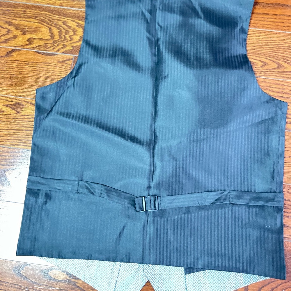 Moda Formalwear Silver Patterned Vest - Picture 2 of 3